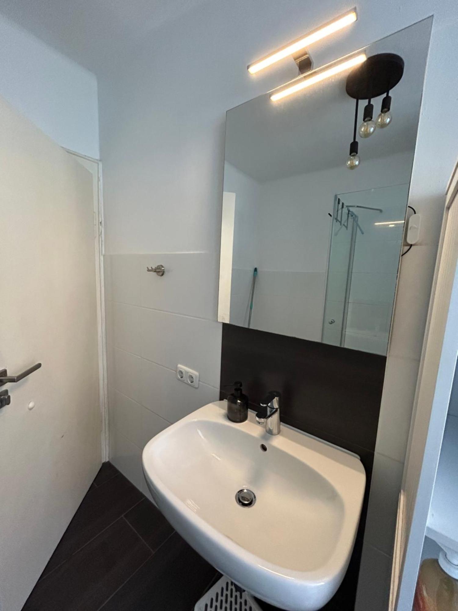 Mintara Apartment Charme Der Stadt Parkplatz Netflix Und Sky 利克田非 外观 照片